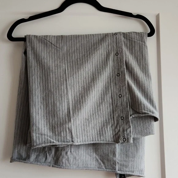 NWOT lululemon Vinyasa Scarf, Light Grey - Picture 10 of 12
